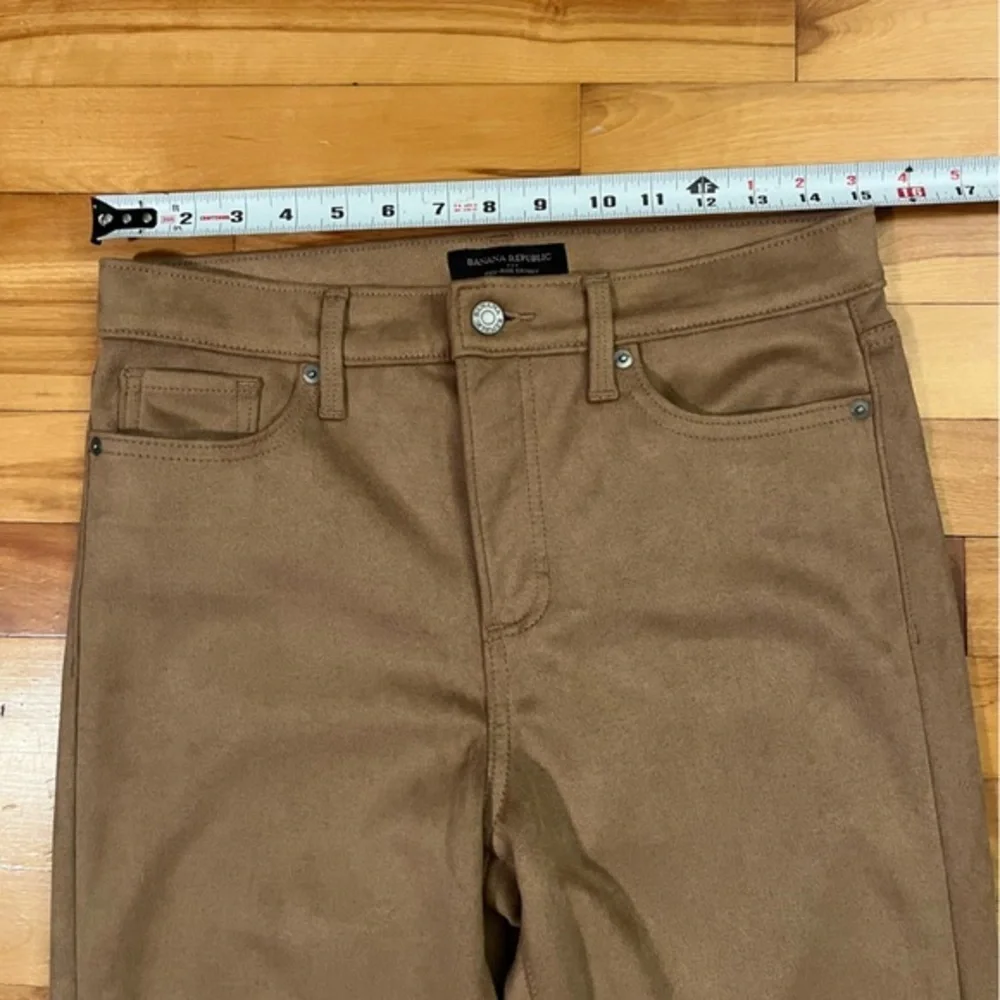 Banana Republic High Rise Skinny 28 / 6 Pants Tawny Tan